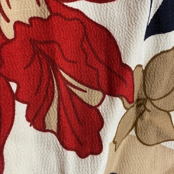 Alfred Dunner floral cream tan black red button down blouse top shirt SZ 16 - Picture 6 of 9